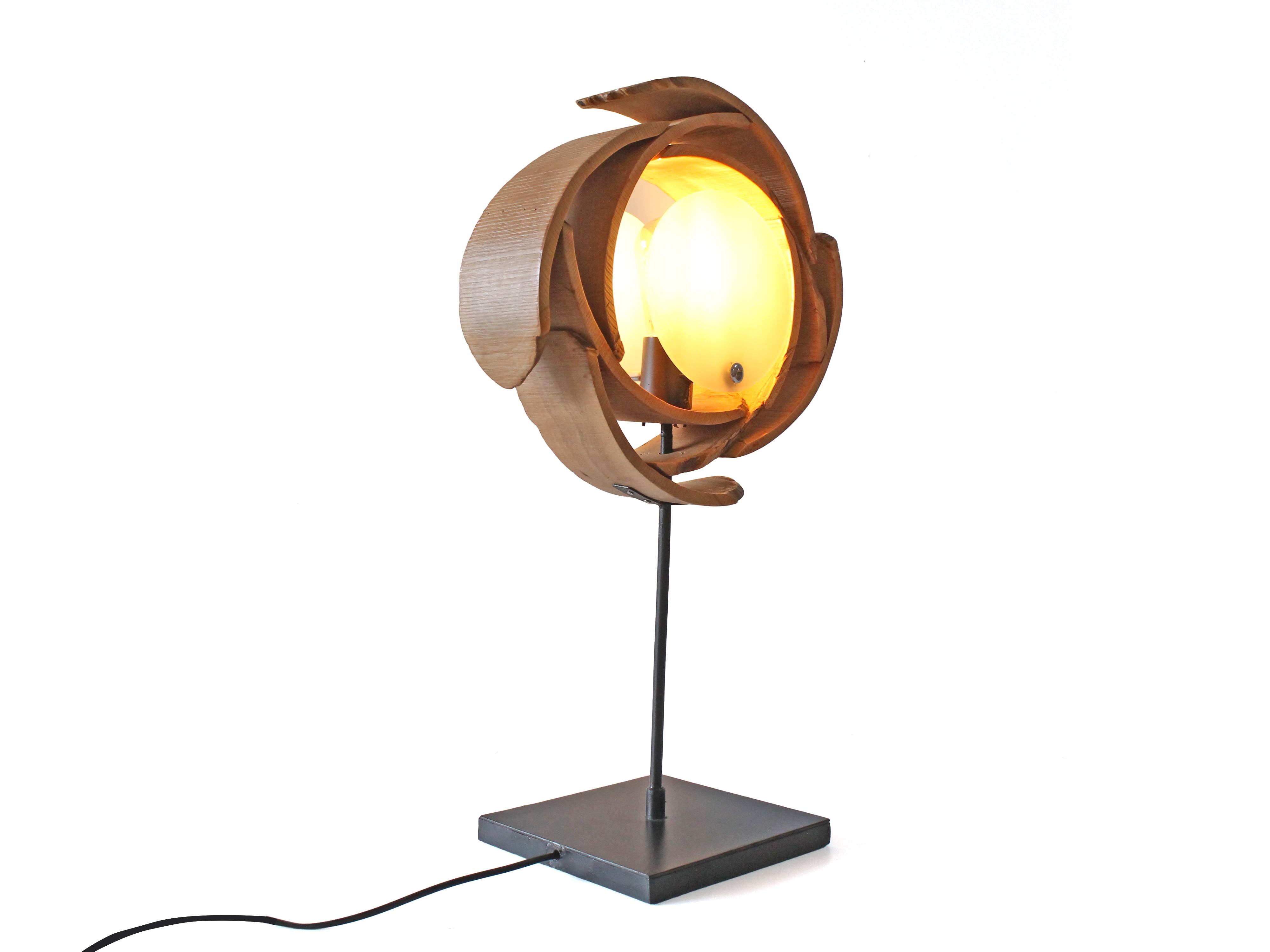 Driftwood Ribbon Table Lamp